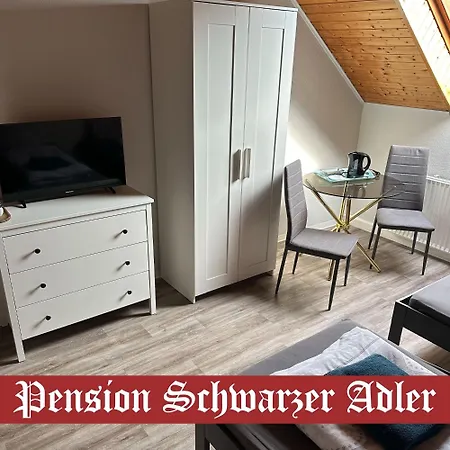 Und Monteurzimmer Schwarzer Adler 3*