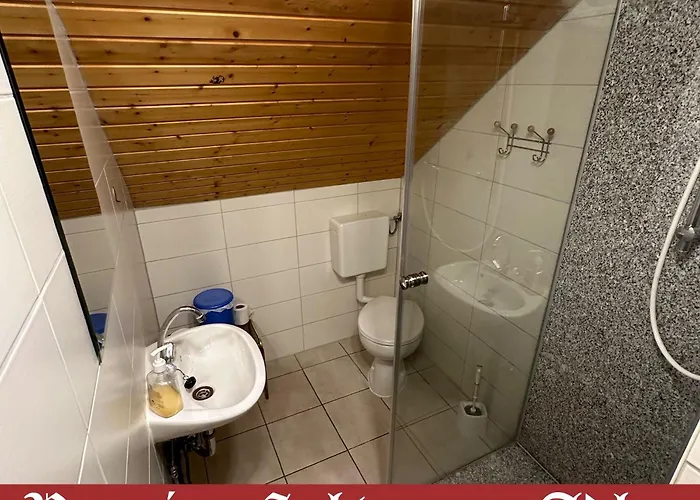 בית הארחה Und Monteurzimmer Schwarzer Adler